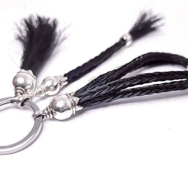 Schlüsselanhänger mit Pferdehaar und Tassel
