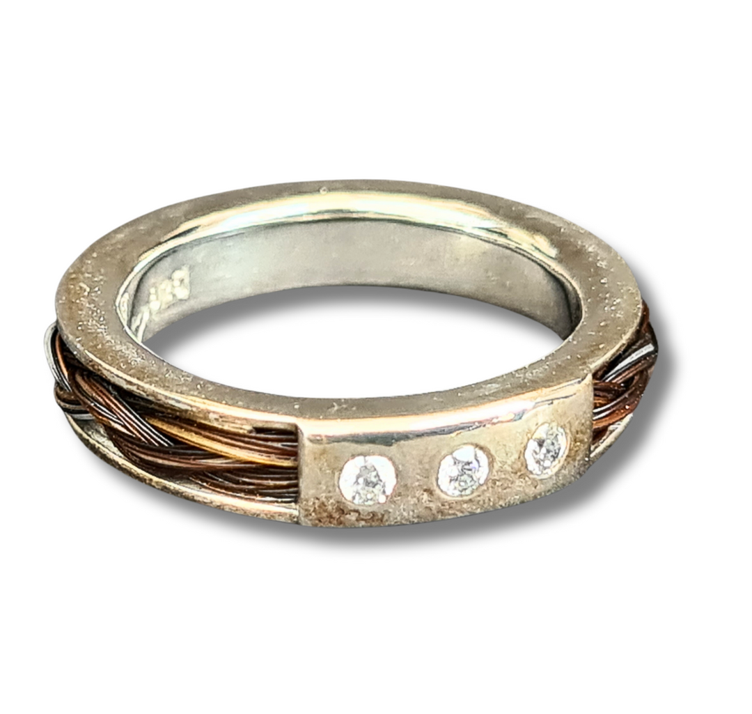 Ring mit Pferdehaar