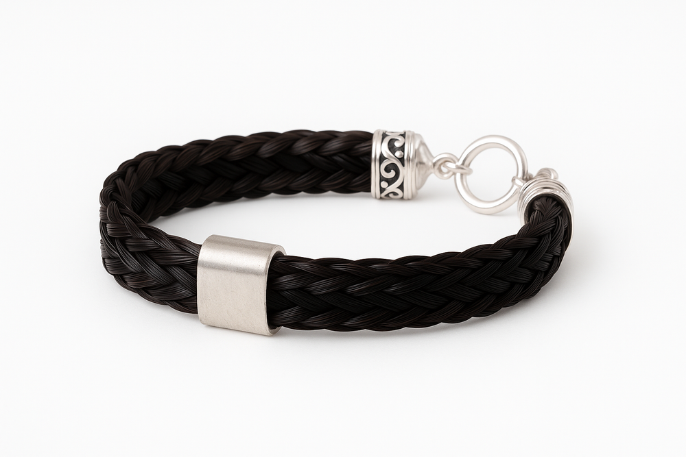 Mehrstrangiges Pferdehaararmband-Set mit biologischem Leder, braunen Pferdehaarsträngen und 925er Sterling Silber Verschluss"