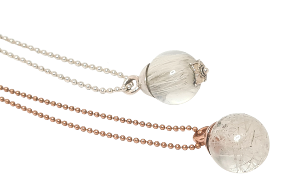 Anhänger aus Epoxy mit Pferdehaar Vergoldet- Gelbgold-rosegold oder Silber- herz