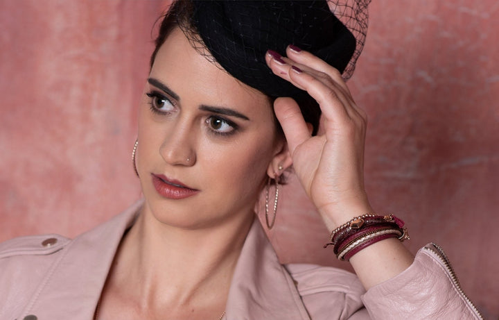 Schmuck aus Pferdehaar mit Zirkonia und Roségold vergoldeten Endkappen 